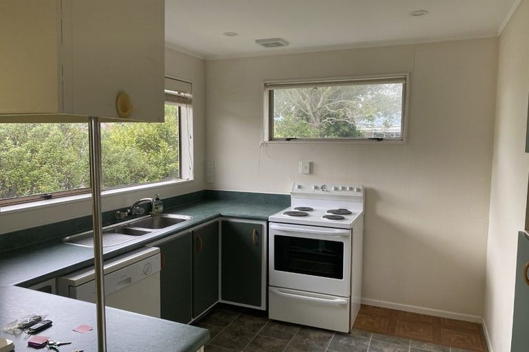 Photo of property in 3a Mervyn Place, Plimmerton, Porirua, 5026