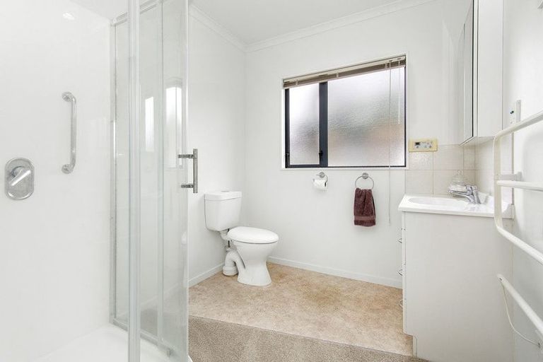 Photo of property in 1/157 Main Road, Tawa, Wellington, 5028