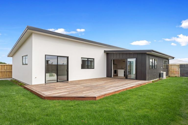 Photo of property in 24 Matai Springs Drive, Halswell, Christchurch, 8025