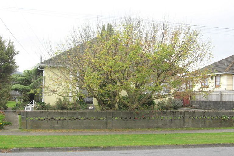 Photo of property in 153 Oxford Terrace, Epuni, Lower Hutt, 5011