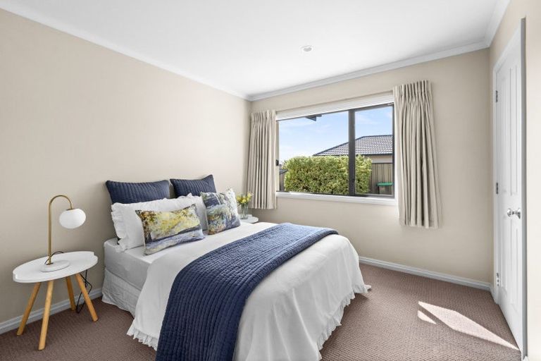Photo of property in 12 Merlot Drive, Greenmeadows, Napier, 4112