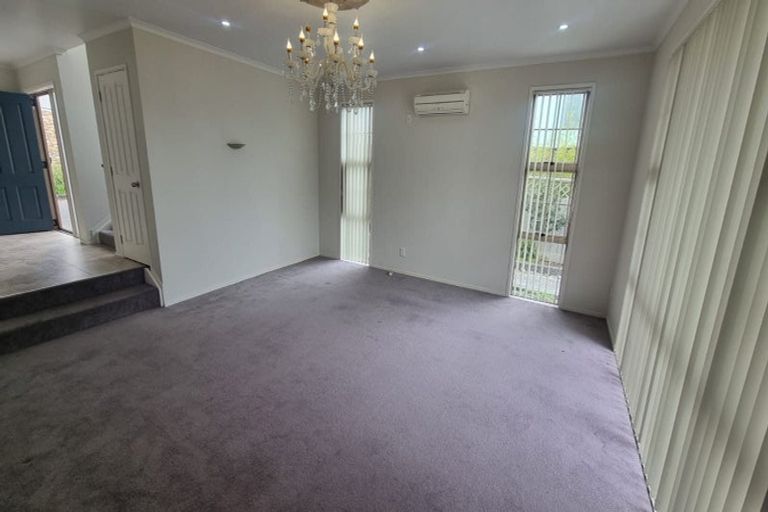 Photo of property in 9 Snell Place, Pakuranga, Auckland, 2010