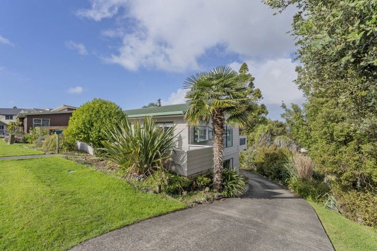 Photo of property in 10 Christa Court, Whitianga, 3510