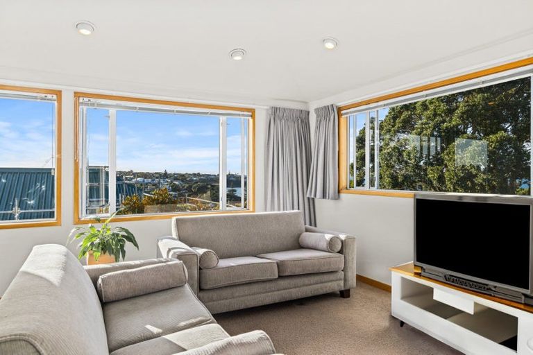 Photo of property in 7 Kowhai Road, Mairangi Bay, Auckland, 0630