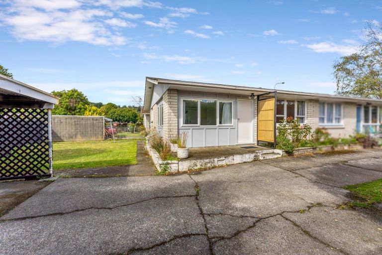 Photo of property in 2/1242 Fergusson Drive, Brown Owl, Upper Hutt, 5018