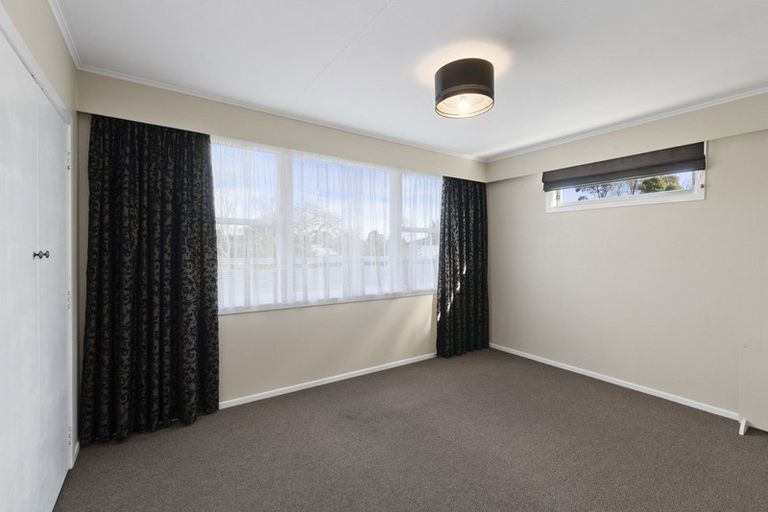 Photo of property in 9 East Road, Shannon, 4821