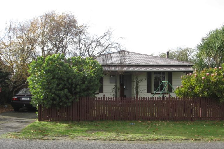 Photo of property in 30 Kaka Road, Raumati Beach, Paraparaumu, 5032