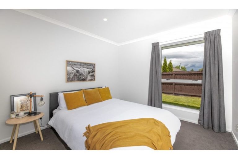 Photo of property in 17 Maurice Stanton Place, Shirley, Christchurch, 8052