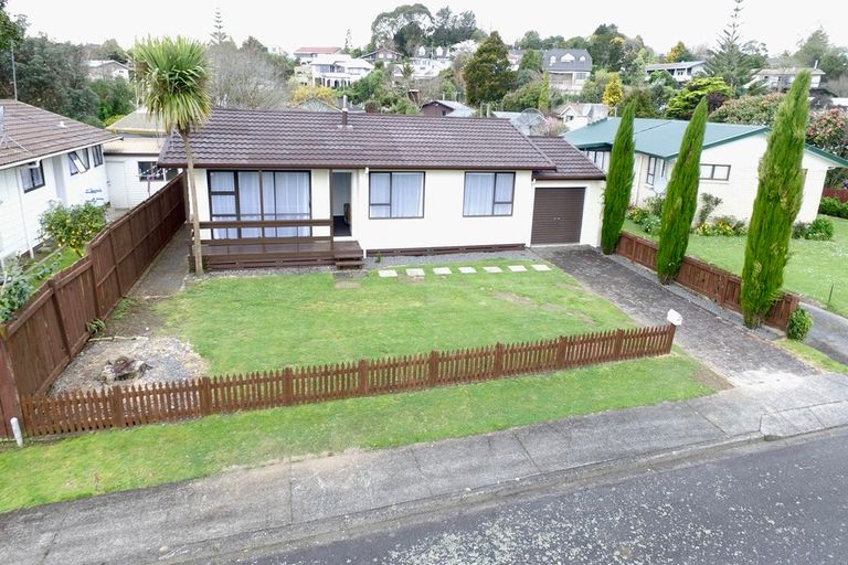 Photo of property in 1 Norfolk Place, Pukete, Hamilton, 3200
