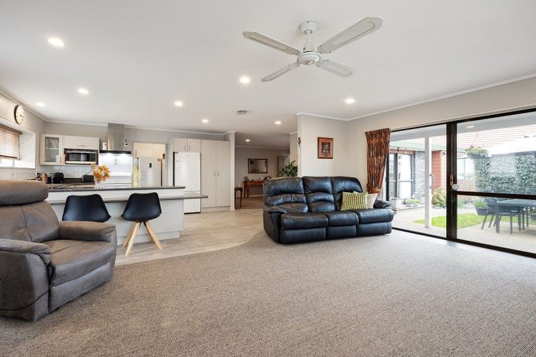 Photo of property in 46 Lansdowne Crescent, Glenview, Hamilton, 3206