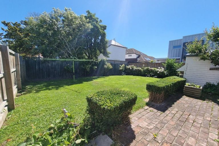 Photo of property in 43 Clissold Street, Merivale, Christchurch, 8014