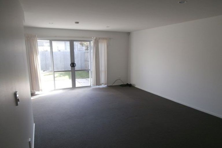 Photo of property in 61 Fairfield Avenue, Addington, Christchurch, 8024