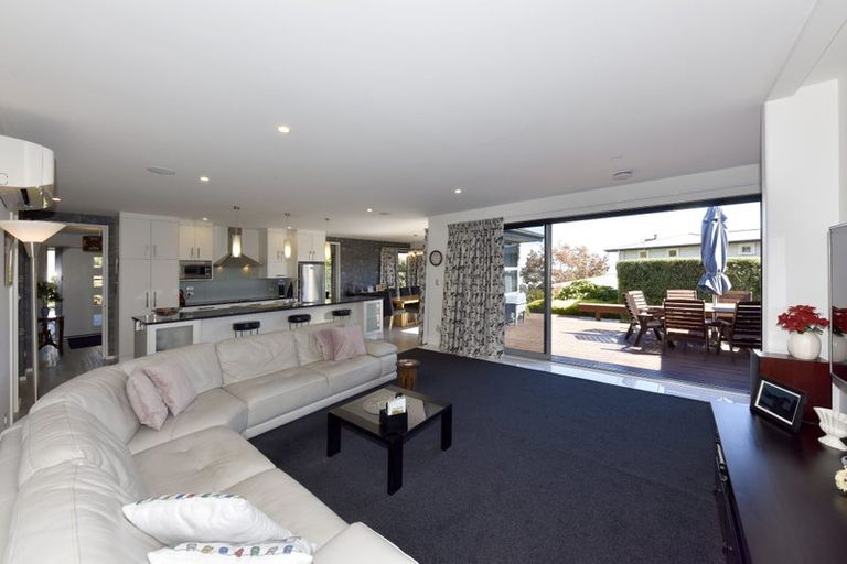 Photo of property in 9 Kenmure Drive, Huntsbury, Christchurch, 8022