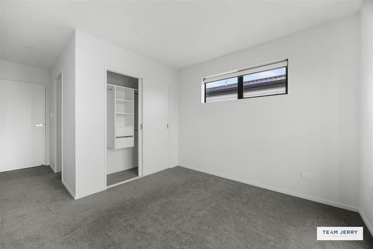 Photo of property in 63 Whare Kauri Road, Papakura, 2110