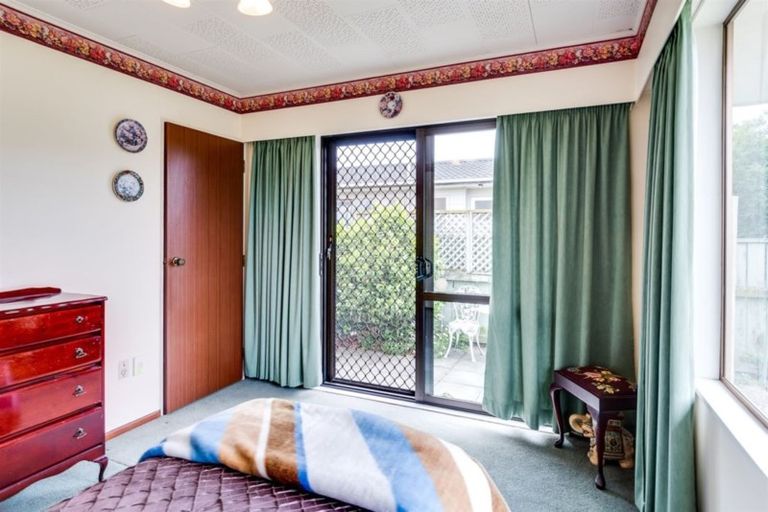 Photo of property in 174 Tait Drive, Greenmeadows, Napier, 4112