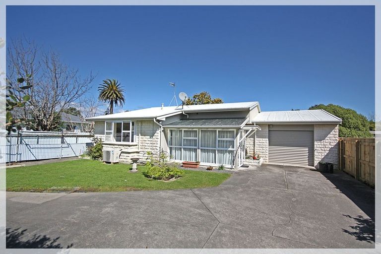 Photo of property in 89a Queenwood Road, Levin, 5510