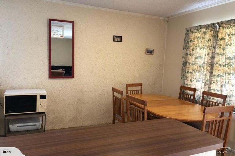 Photo of property in Mt View Flats, 6 The Mall, Mount Maunganui, 3116