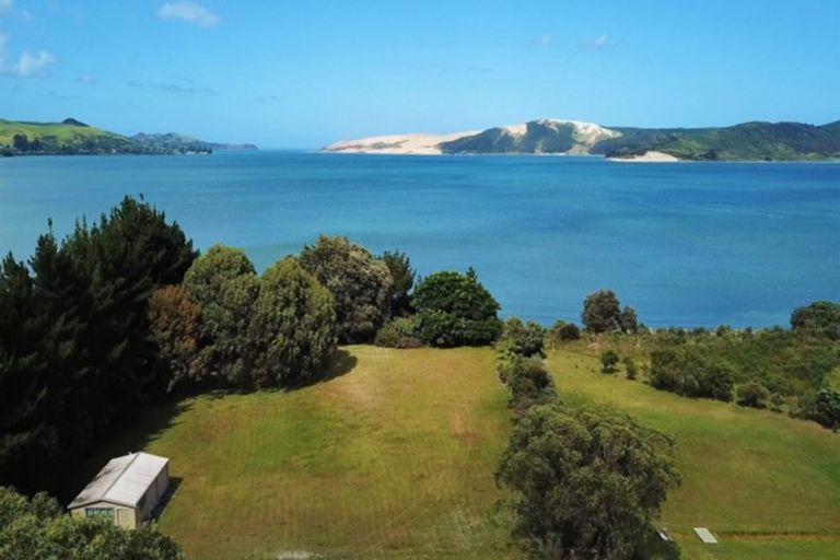 Photo of property in 21 Koutu Point Road, Opononi, Kaikohe, 0473