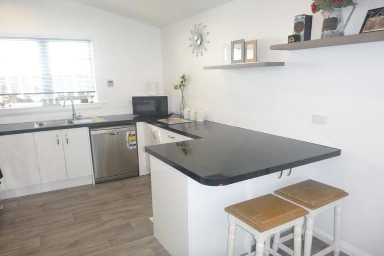 Photo of property in 9 Queen Street, Petone, Lower Hutt, 5012