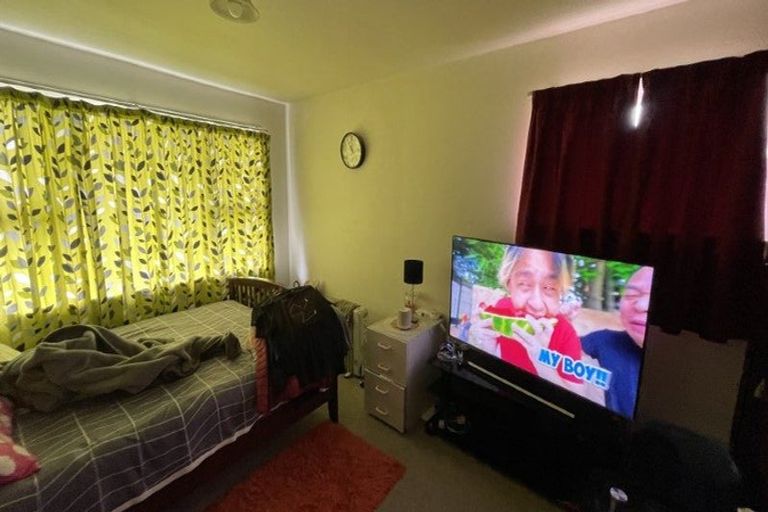 Photo of property in 12 Solway Avenue, Ilam, Christchurch, 8041