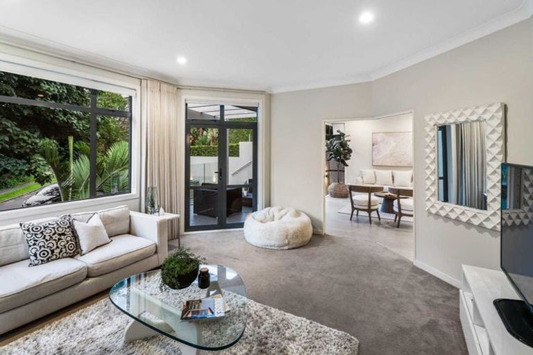 Photo of property in 1a Whitby Crescent, Mairangi Bay, Auckland, 0630