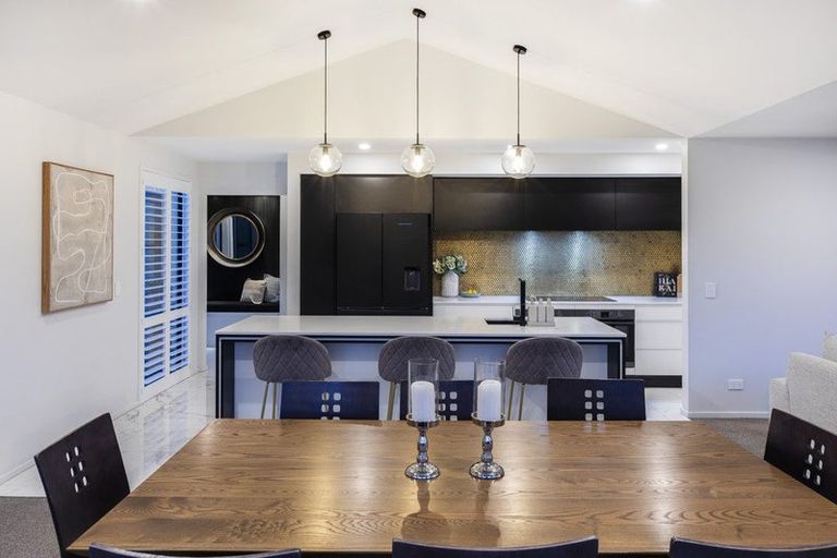 Photo of property in 215 Cavendish Road, Casebrook, Christchurch, 8051