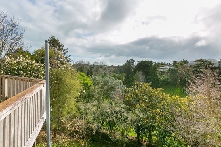 Photo of property in 6 Pararewa Drive, Whalers Gate, New Plymouth, 4310