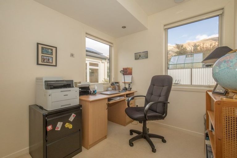 Photo of property in 22 Old Station Avenue, Wanaka, 9305