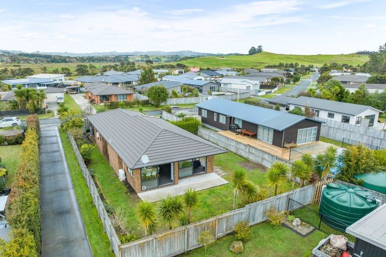 Photo of property in 32 Kedge Drive, Mangawhai, 0505