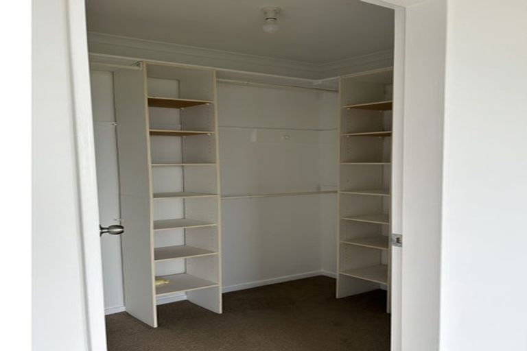 Photo of property in 99 Ashton Fitchett Drive, Brooklyn, Wellington, 6021