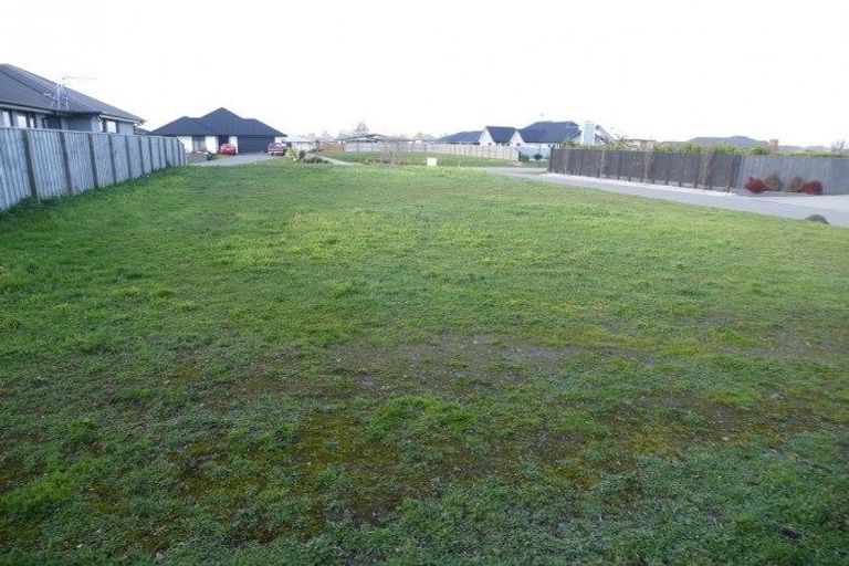 Photo of property in 31 Chesterfield Place, Rangiora, 7400