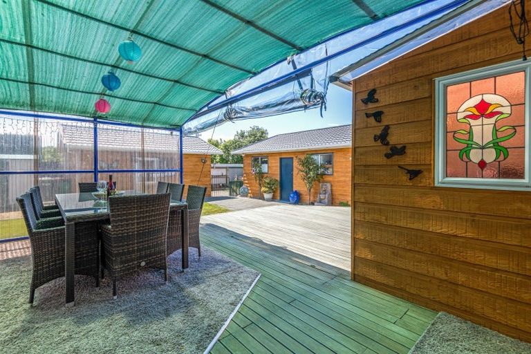 Photo of property in 43 Benmore Avenue, Cloverlea, Palmerston North, 4412