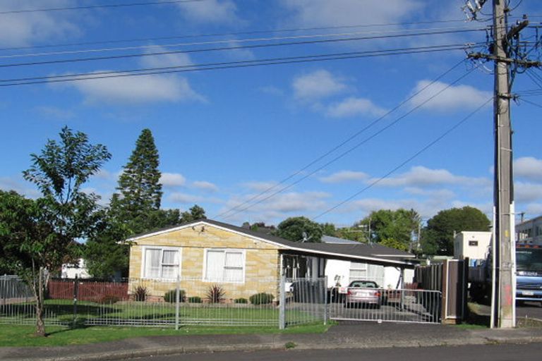 Property details for 29 Ruawai Road, Mount Wellington, Auckland, 1060