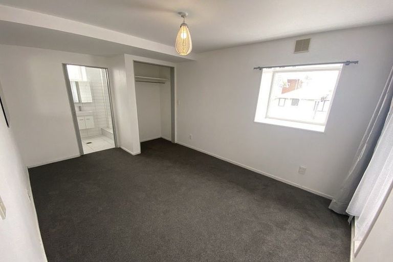Photo of property in 6/8b Lipman Street, Mount Victoria, Wellington, 6011