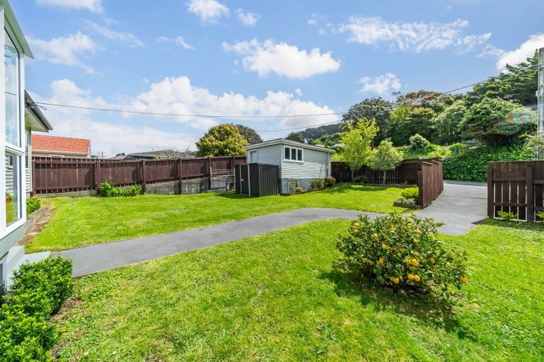 Photo of property in 342 Main Road, Tawa, Wellington, 5028