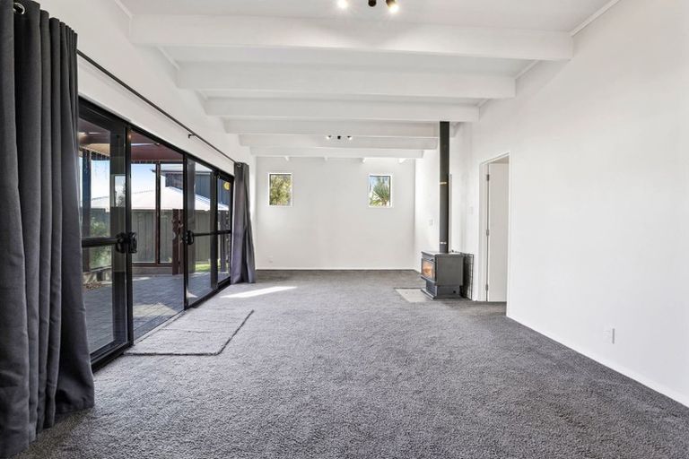 Photo of property in 28 Hyde Avenue, Richmond Heights, Taupo, 3330