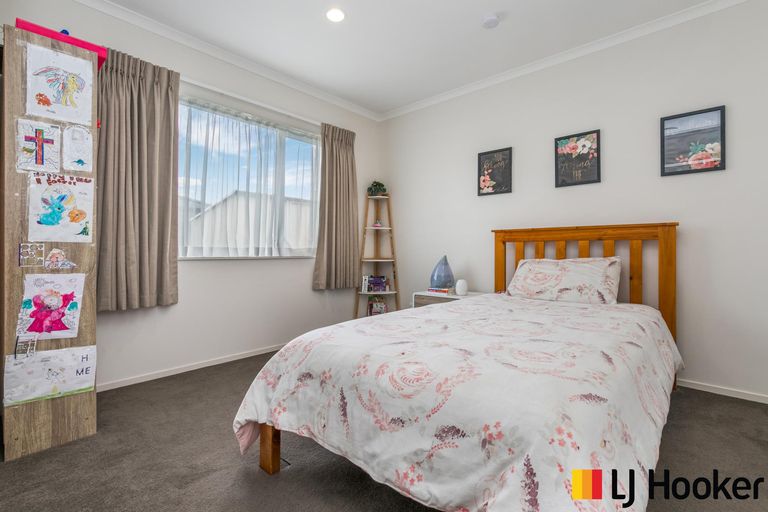 Photo of property in 7 Disley Road, Wattle Downs, Auckland, 2103