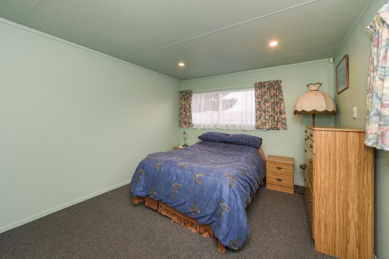 Photo of property in 873 Roberts Line, Bunnythorpe, Palmerston North, 4478