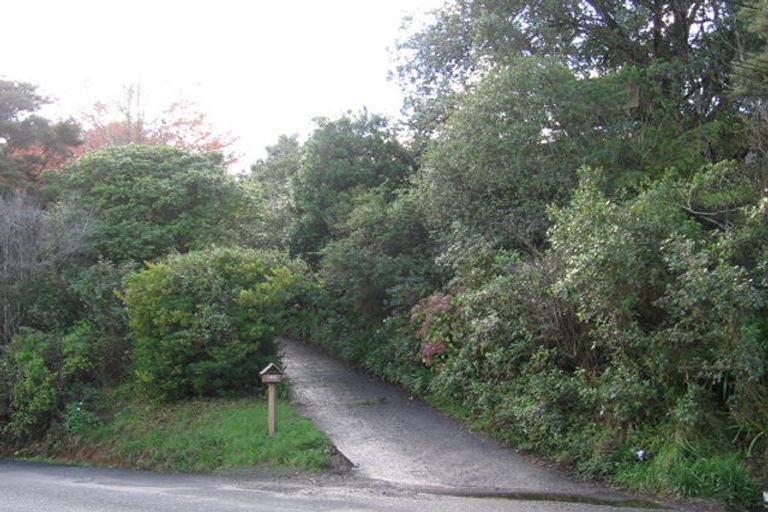 Photo of property in 345 Huia Road, Titirangi, Auckland, 0604