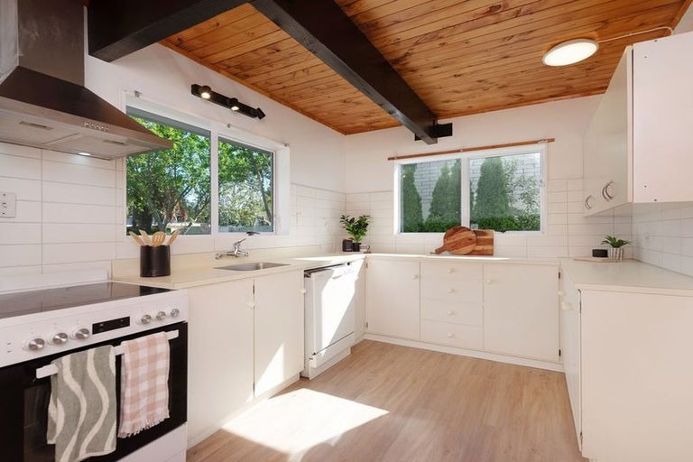 Photo of property in 5 Eden Street, Levin, 5510