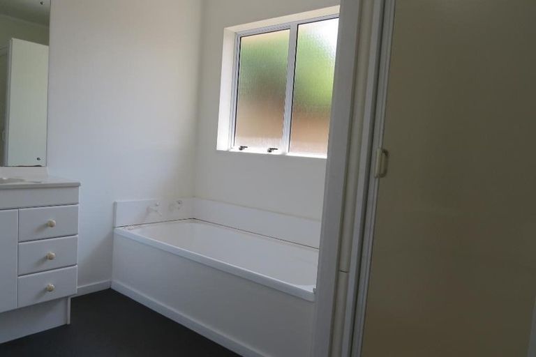 Photo of property in 1b Trinity Place, Paraparaumu Beach, Paraparaumu, 5032