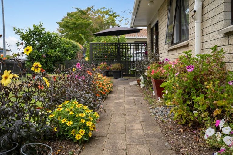 Photo of property in 60a Moore Street, Leamington, Cambridge, 3432