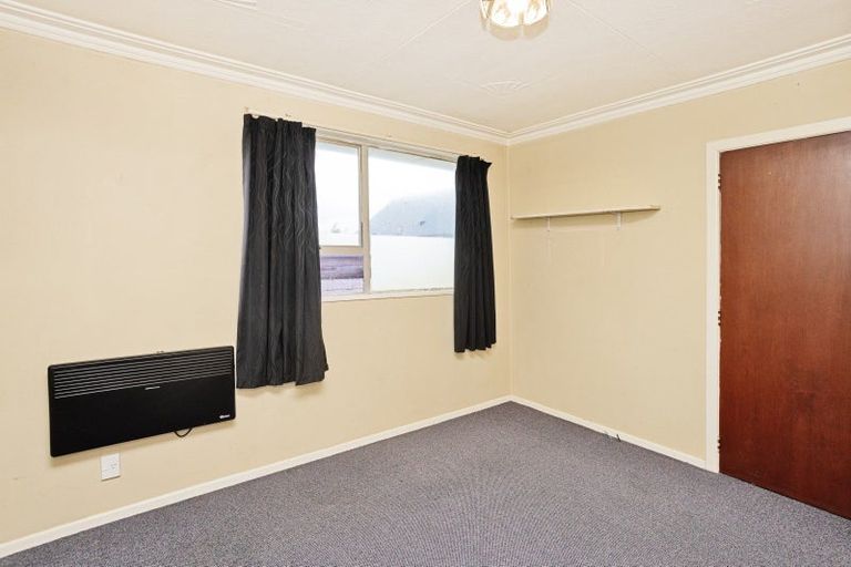 Photo of property in 19 Lauder Crescent, Heidelberg, Invercargill, 9812