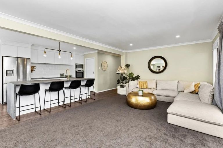 Photo of property in 86a King Street, Taradale, Napier, 4112