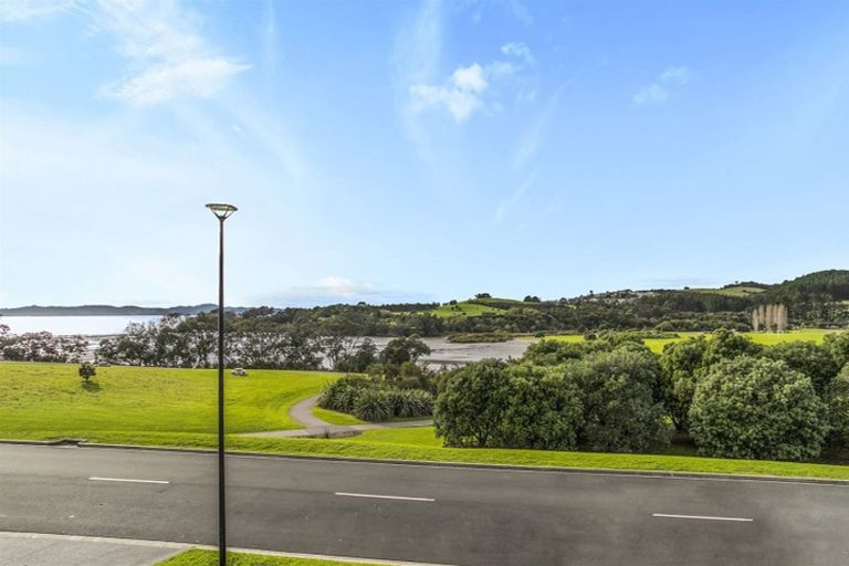 Photo of property in 54 Weatherly Drive, Beachlands, Auckland, 2018