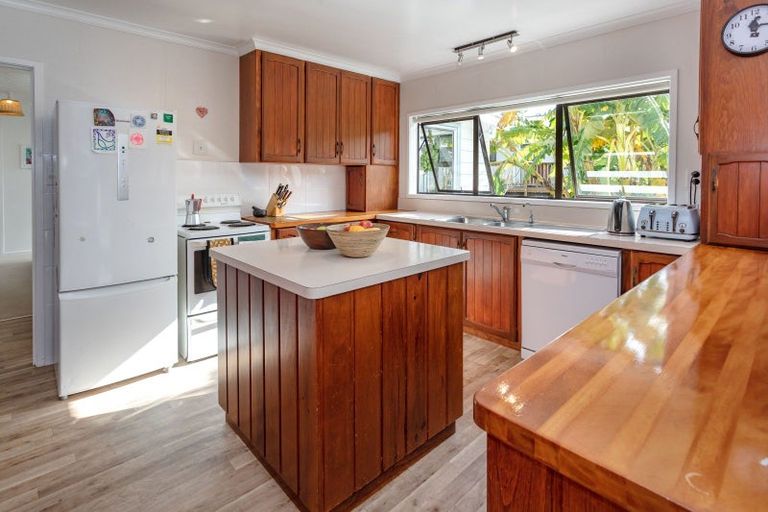 Photo of property in 150 Lillis Lane, Coromandel, 3506