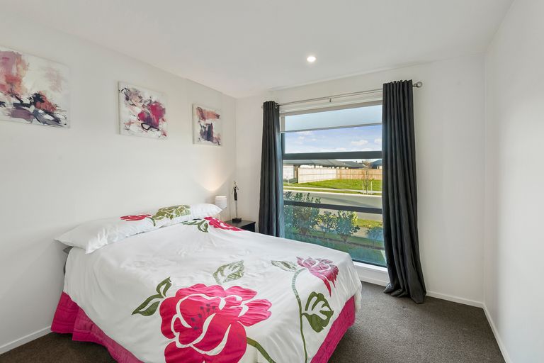 Photo of property in 16 Barnard Street, Kaiapoi, 7630