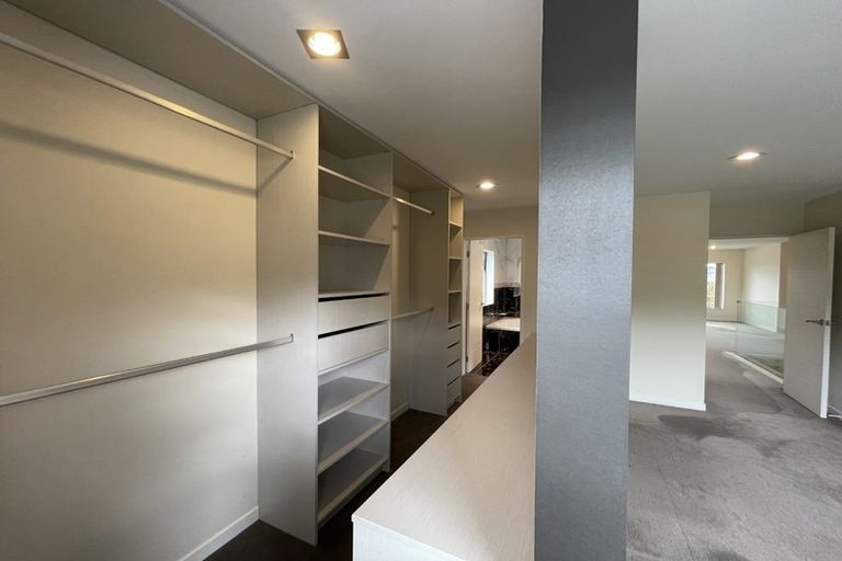 Photo of property in 13 Pin Oak Drive, Schnapper Rock, Auckland, 0632