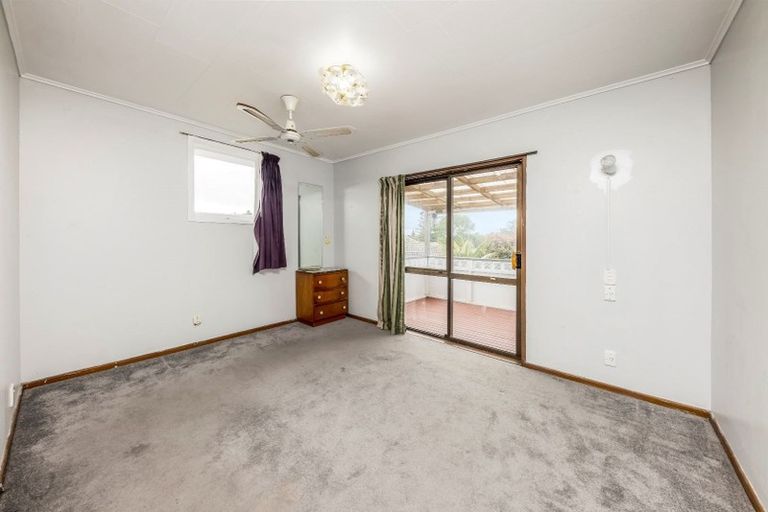 Photo of property in 11 Tomlin Place, Mangere East, Auckland, 2024