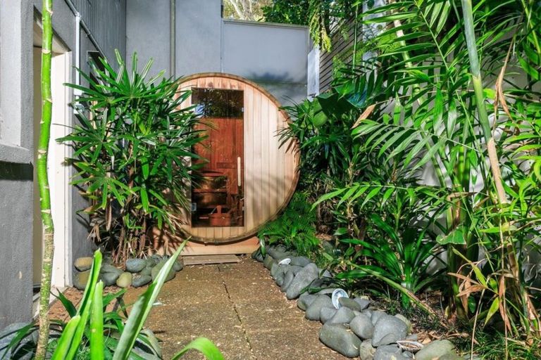 Photo of property in 3/37 Clifton Road, Hauraki, Auckland, 0622